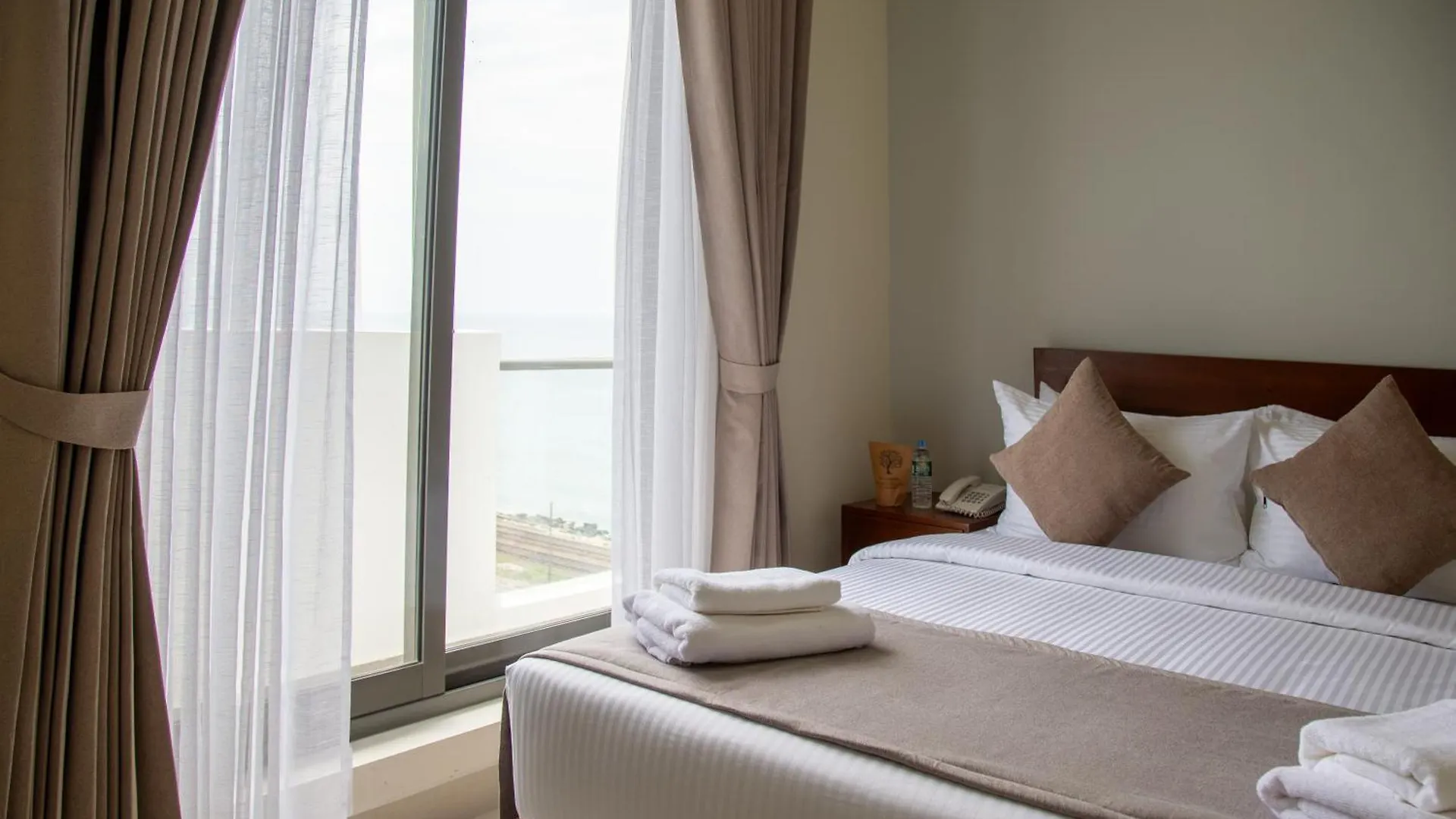 Marine Suites Colombo Apartman